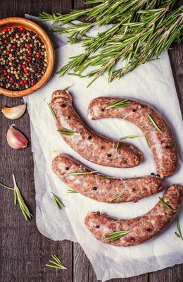 Angus beef brisket &amp; caramelised onion sausage | 6 Pack