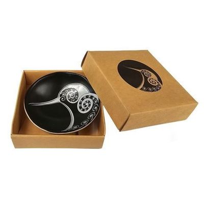 Kiwi White on Black 7cm