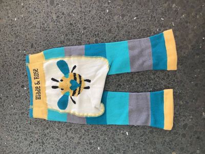 Blade &amp; Rose Buzzy Bee Leggings