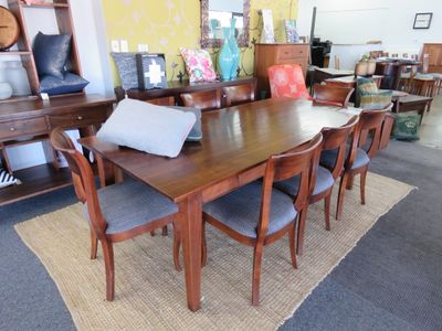 Dining Table DT61