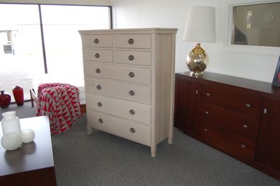 Chest of Drawers COD7