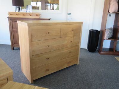 Chest of Drawers COD63