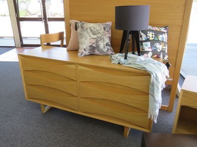 Chest of Drawers COD64
