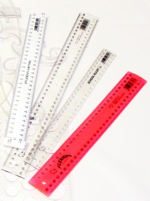 JO3820P 300mm Flexible PVC Ruler - Pink