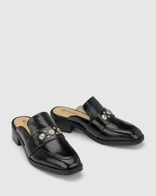 Chaos &amp; Harmony Oasis Mule - Black