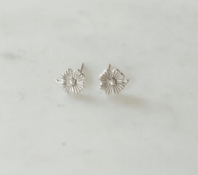 SOPHIE - Love Lily Studs / Silver