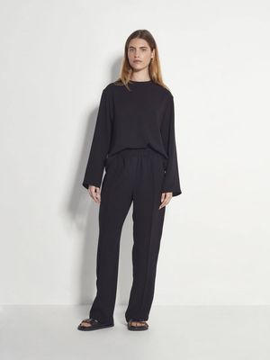 Juliette Hogan Travel Pant (Luxe Suiting) Black