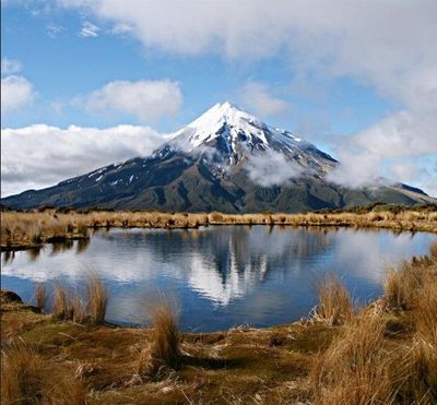 DP6209 70x65 Mount Taranaki