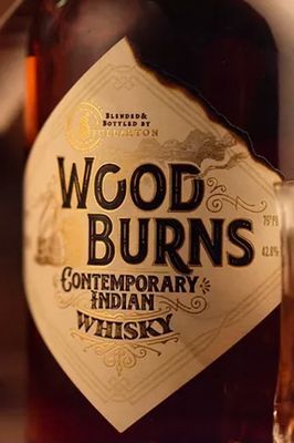 WOODBURNS CONTEMPORARY  INDIAN WHISKY 40% 750ML