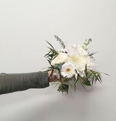 Kānuka Bridesmaids Bouquet