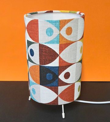 Mid‑Century Geometric Tripod Lamp &ndash; 26cm