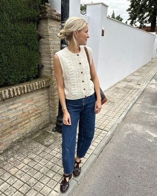 Esther Vest - PetiteKnit Pattern