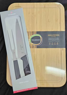 Carving Knife &amp; Board Gift Set