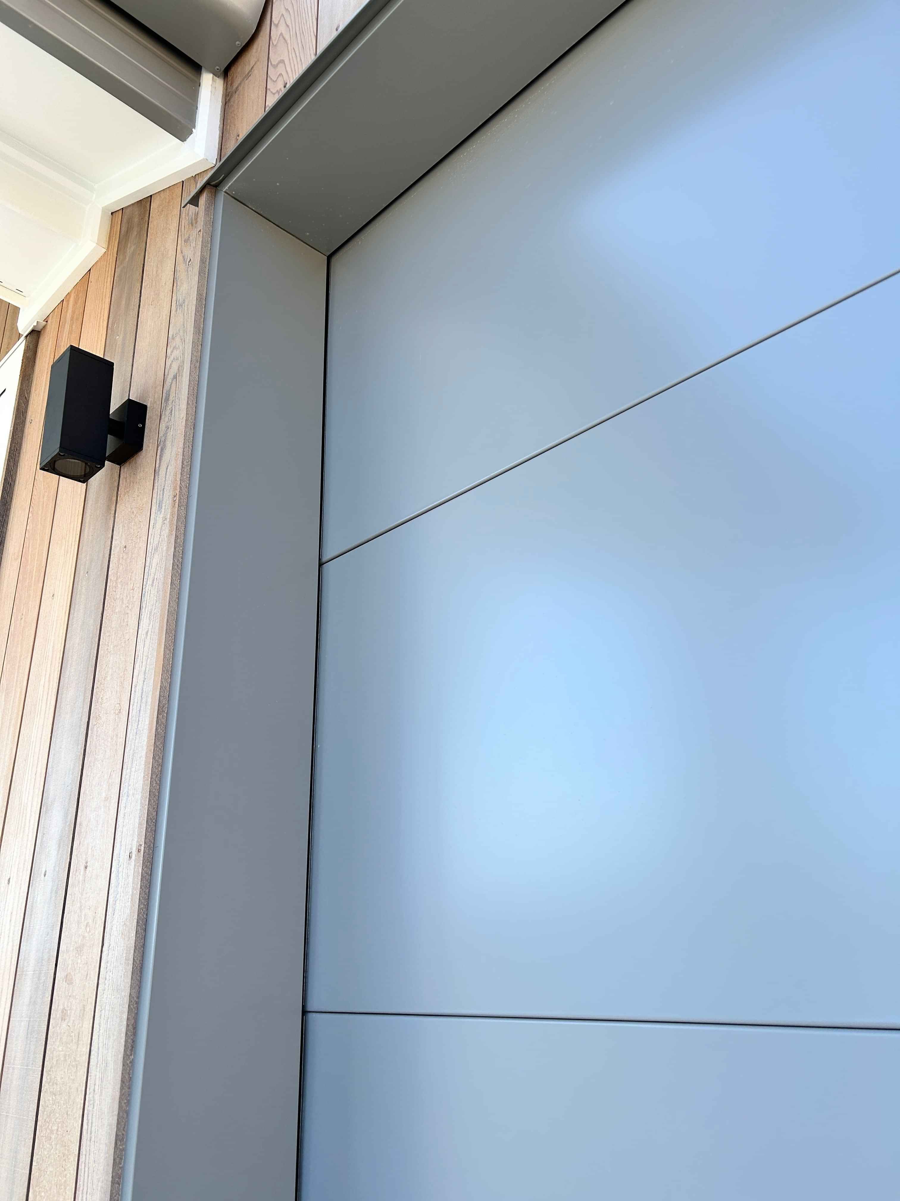 Best aluminium garage door liner
