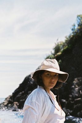 Companion Classic Brim - Linen and Chocolate