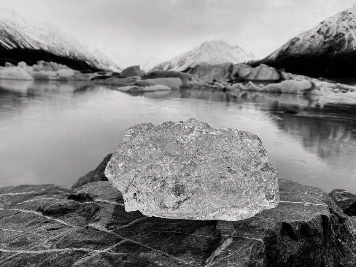 Reflection in black and white by Lei Gao