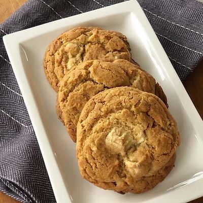 NY White chocolate and macadamia cookies