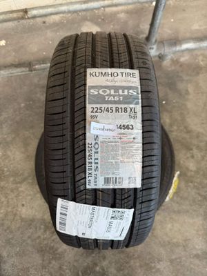 225/45R18 Kumho Solus TA51 Tyre