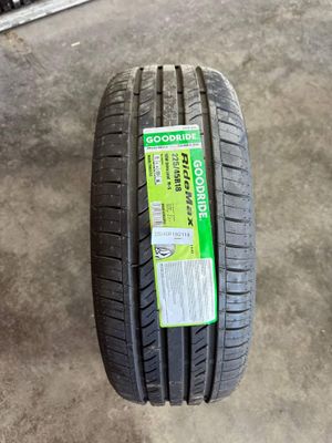 225/45R18 Goodride Ridemax G118