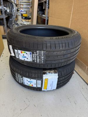 215/55R18 Royal Black Explorer II Tyre