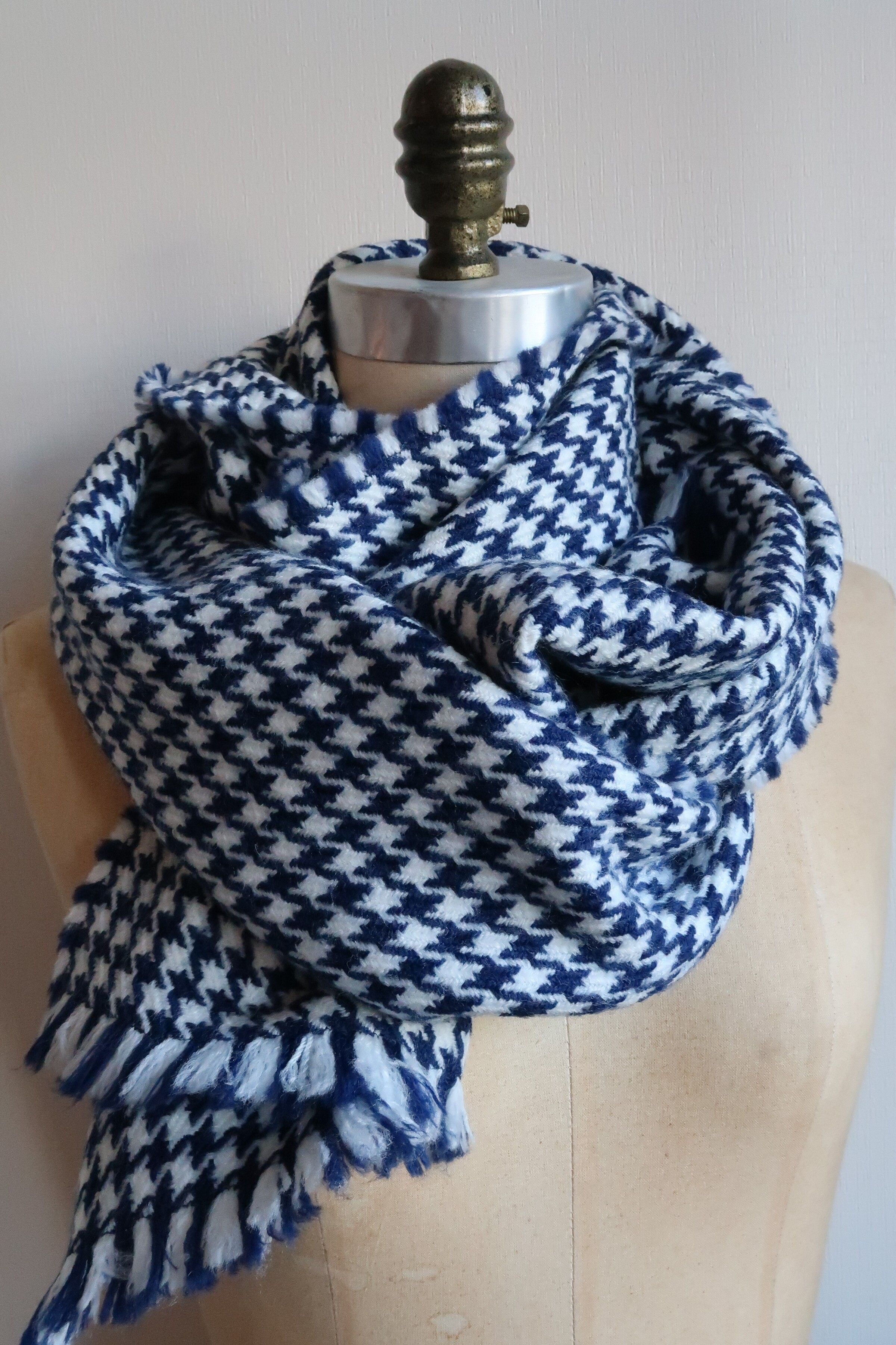 NITH - navy and white houndstooth scarves