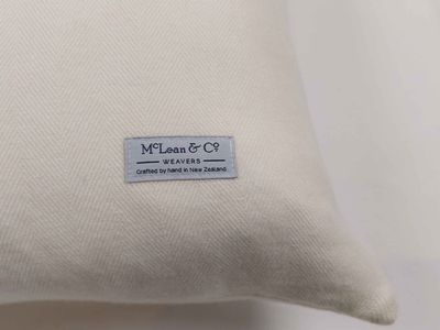 Greta natural white cushion