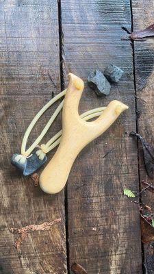 Children&#039;s Wooden Slingshot Toy