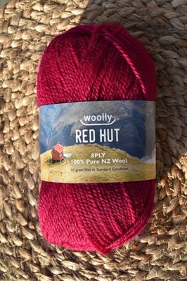 Crucci Red Hut Colours &quot;Woolly&quot; DK/8ply, 50g
