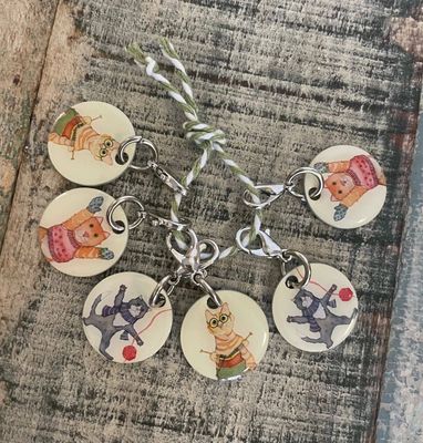 Emma Ball &quot;Kittens in Mittens&quot; Crochet Stitch Markers Set
