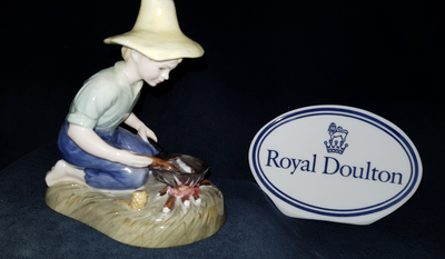 Royal Doulton: Fisher Boy
