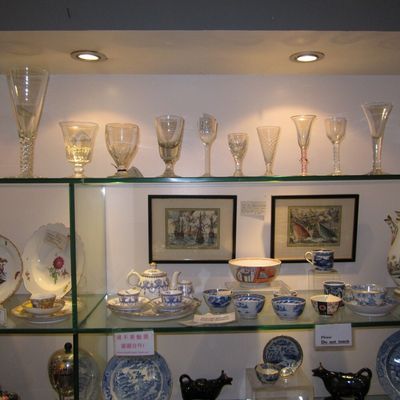 Georgian Glasses And Early Porcelain