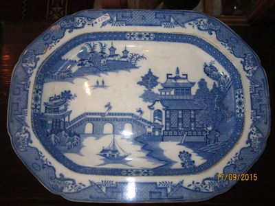 B/W Willow Pattern Charger