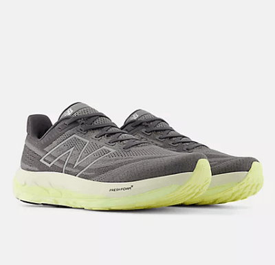 New Balance Men&#039;s Vongo V6  2E
