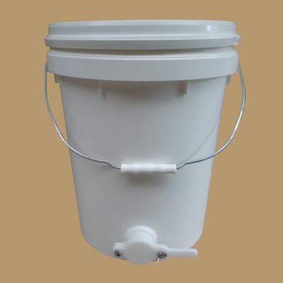 Food Grade Plastic Bucket with Lega Honey Gate - 20L