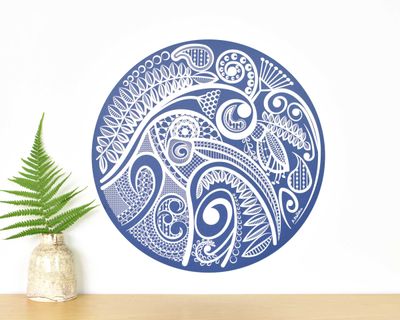 Kiwi&#039;s lace wall decal dot