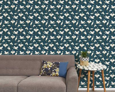 Kotuku on navy wallpaper - medium