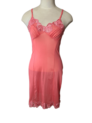 VINTAGE CORAL PINK ROSE-TRIMMED SLIP NZ ( size 10)