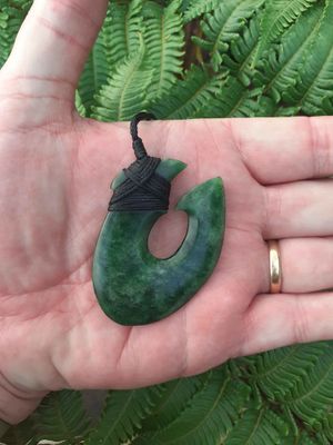 Kawakawa Pounamu Matau Pendant
