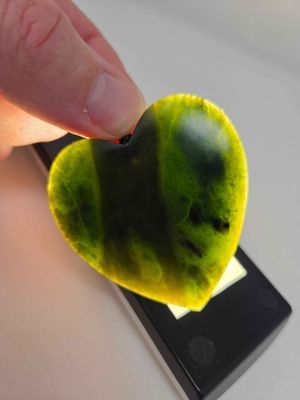 Kawakawa Pounamu Heart Pendant