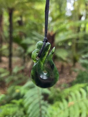 Kawakawa Pounamu Manaia Pendant