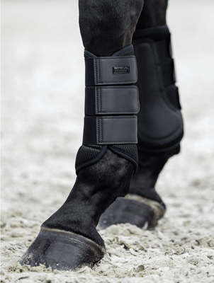 Mesh Brushing Boots - All Black