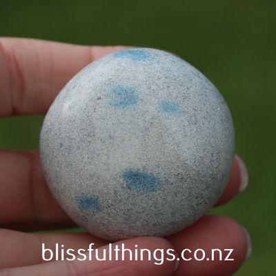 Blue Spotted Spinel -Palm stone/ Gallet-