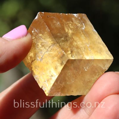Honey Calcite Rhomb Cube (Iceland Spar)