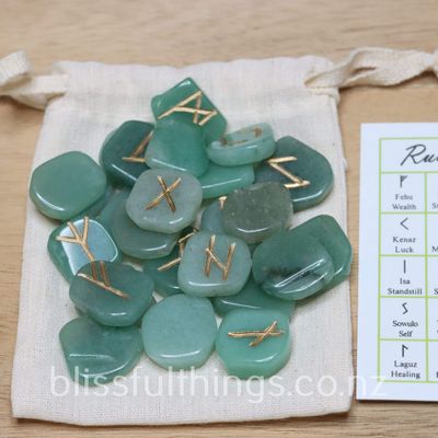 Green Aventurine Rune Set