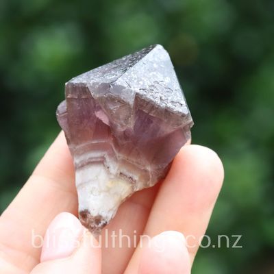 Bahia Chevron Amethyst Point