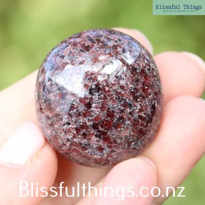 Garnet Palm Stone (mini)