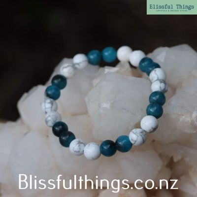 Howlite and Apatite Bracelet (8mm)