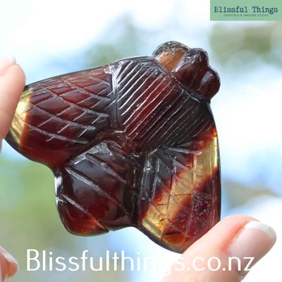 Amber Carved Bumble Bee