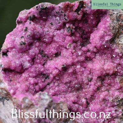 Cobaltian Calcite with Druze