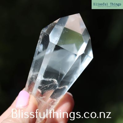 Quartz Crystal Phantom, Cut Point